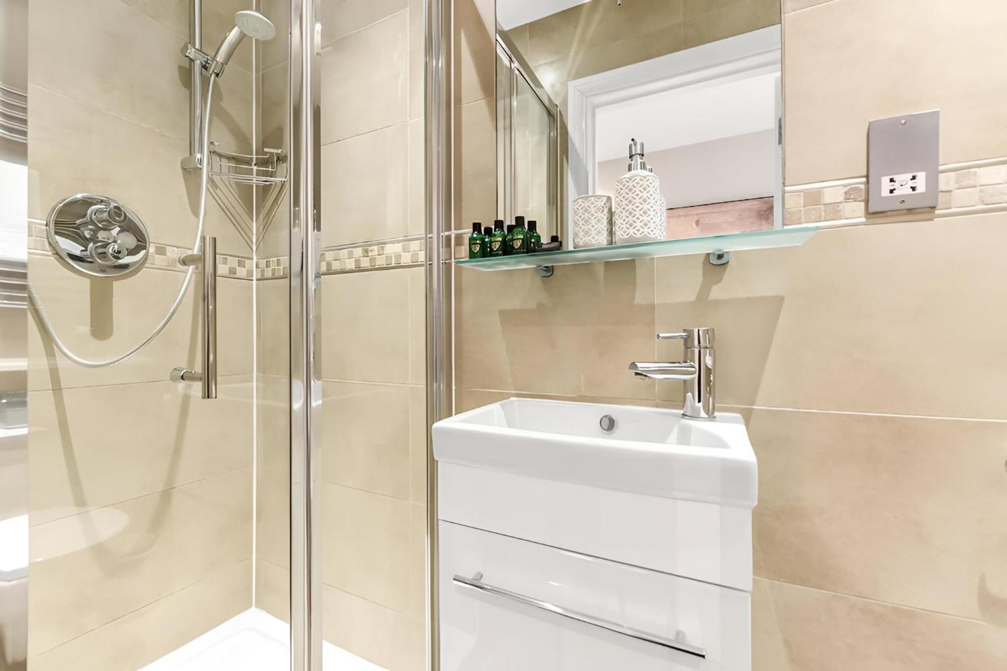 Appartamento Warm & Cozy 2-bed Flat-perfect For Groups!