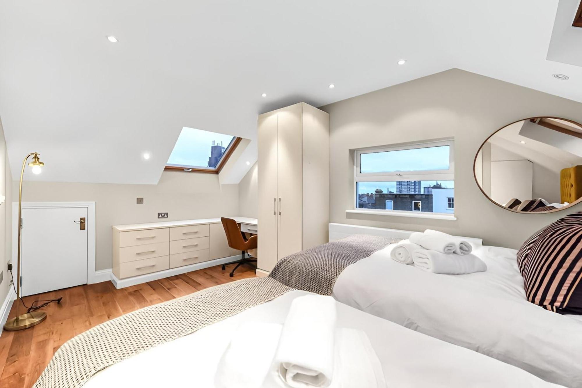 Appartamento Warm & Cozy 2-bed Flat-perfect For Groups! *