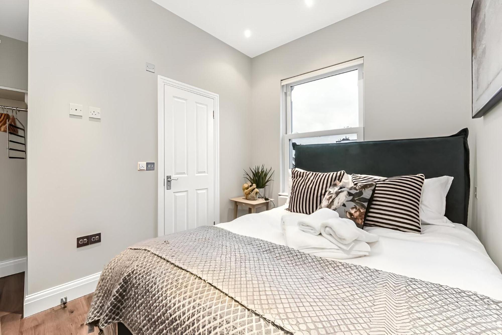 Appartamento Warm & Cozy 2-bed Flat-perfect For Groups! Londra